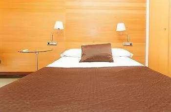 La Casa De L'Argent Apartamentos Barcellona 3*,
