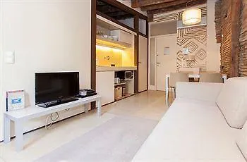 La Casa De L'Argent Apartamentos Barcellona 3*,